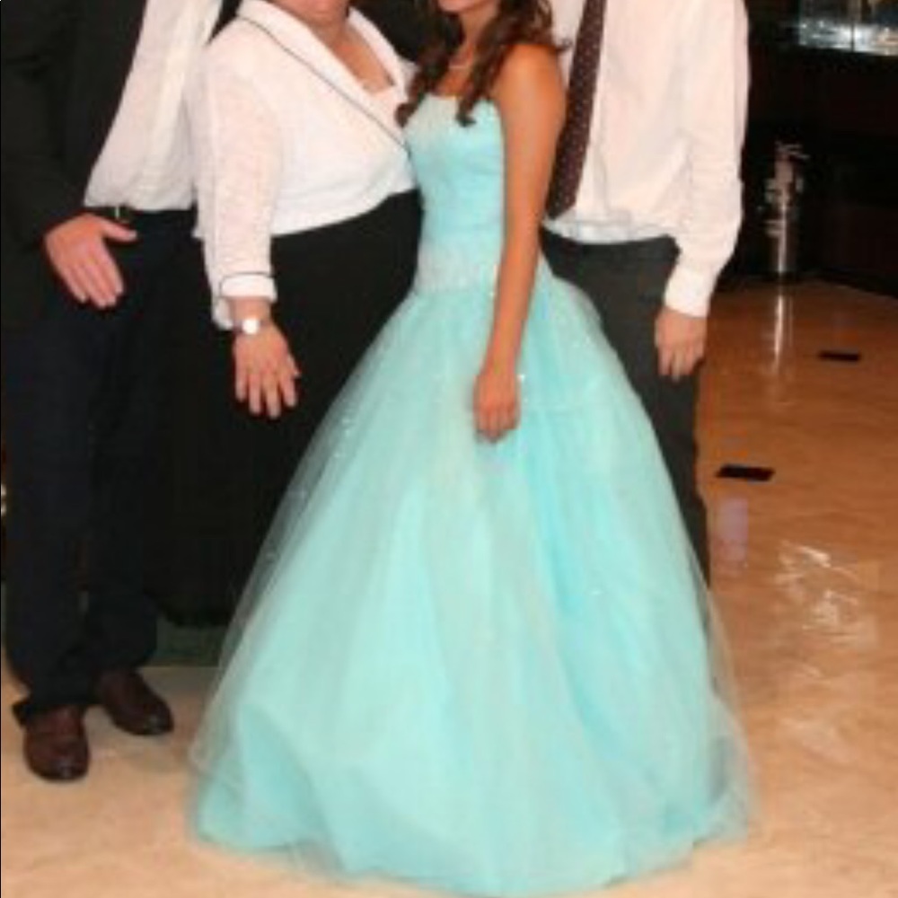 Ice blue sweet 16 dress